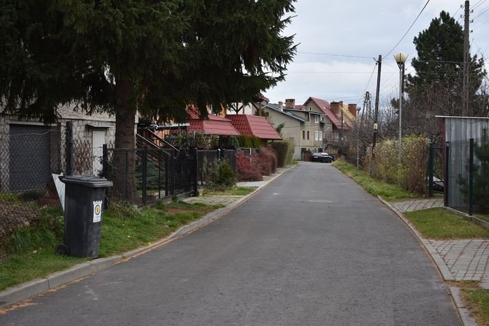 czytelnik-karetki-badza-na-os-reymonta-foto-72239