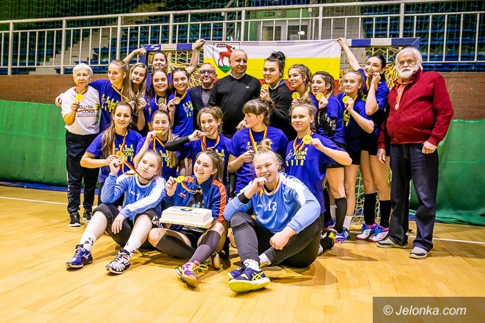 zotka-samadovej-dominuja-na-dolnym-slasku-foto-72287
