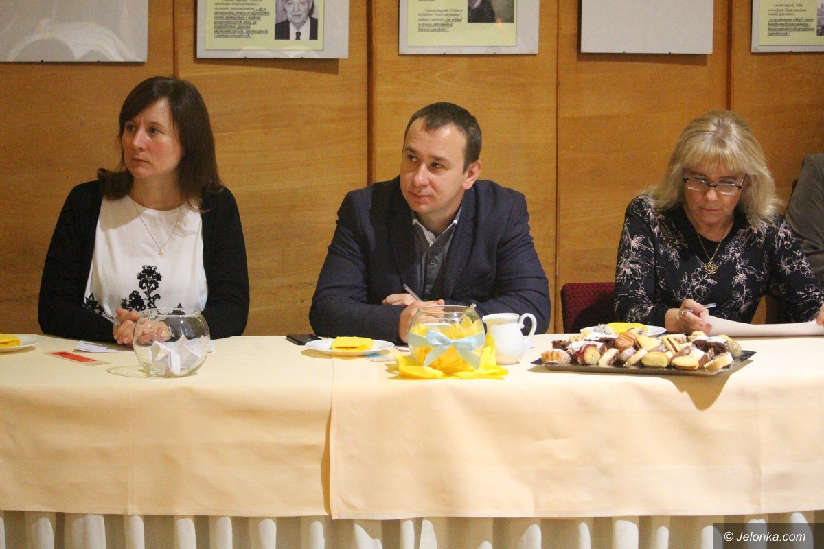 poezja-jana-pawa-ii-z-ust-i-serc-modziezy-foto-72289