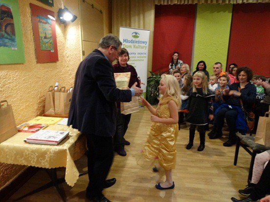 wakacje-barwy-jesieni-i-mis-w-mdk-foto-72294