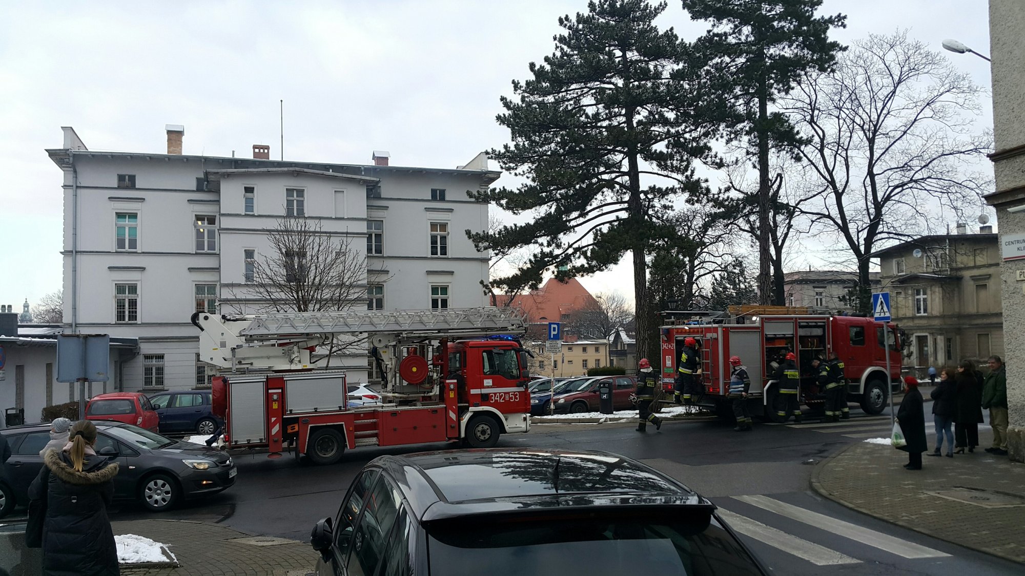 cwiczenia-strazackie-w-magistracie-przy-sudeckiej-foto-72300