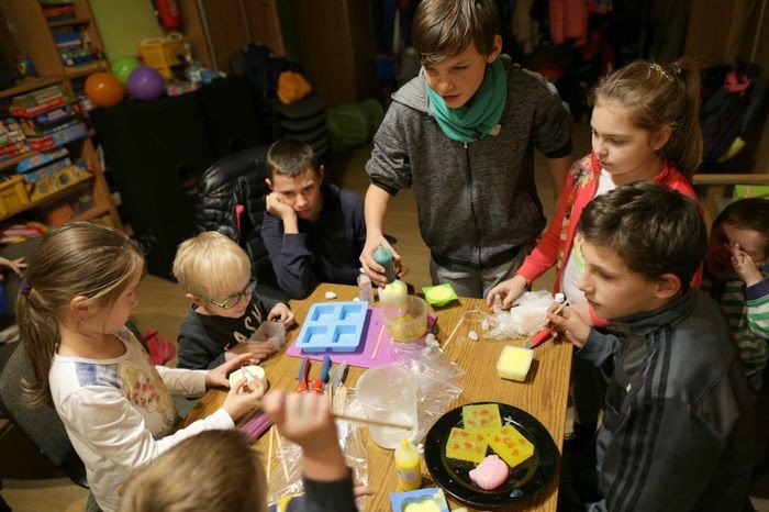 warsztaty-mydlarskie-w-janowickiej-swietlicy-foto-72308