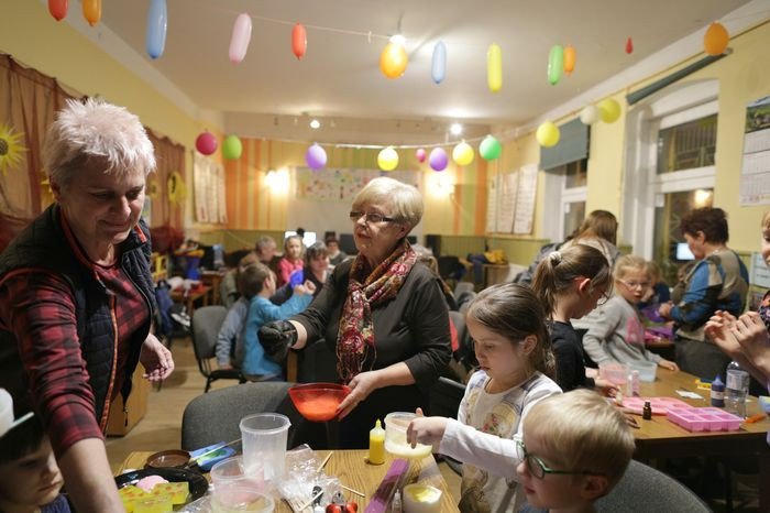 warsztaty-mydlarskie-w-janowickiej-swietlicy-foto-72308