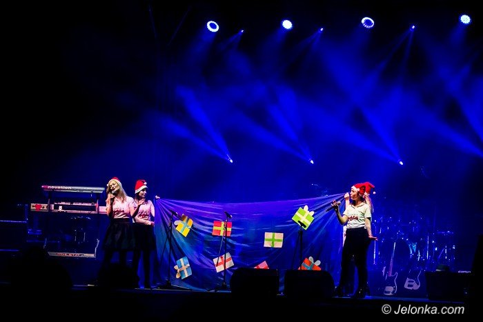 zabawa-i-pomoc-w-swiatecznej-atmosferze-foto-72333