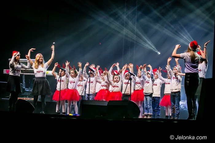 zabawa-i-pomoc-w-swiatecznej-atmosferze-foto-72333