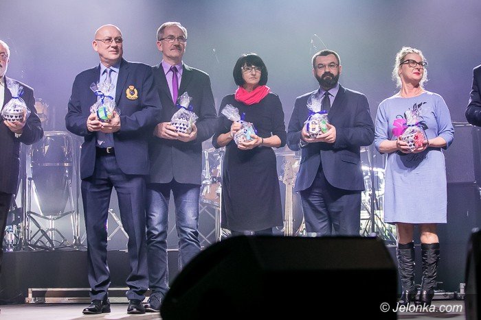 zabawa-i-pomoc-w-swiatecznej-atmosferze-foto-72333