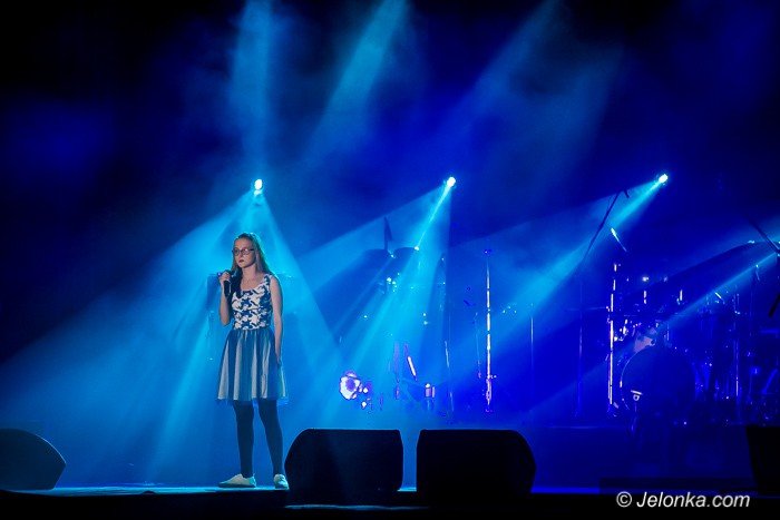 zabawa-i-pomoc-w-swiatecznej-atmosferze-foto-72333