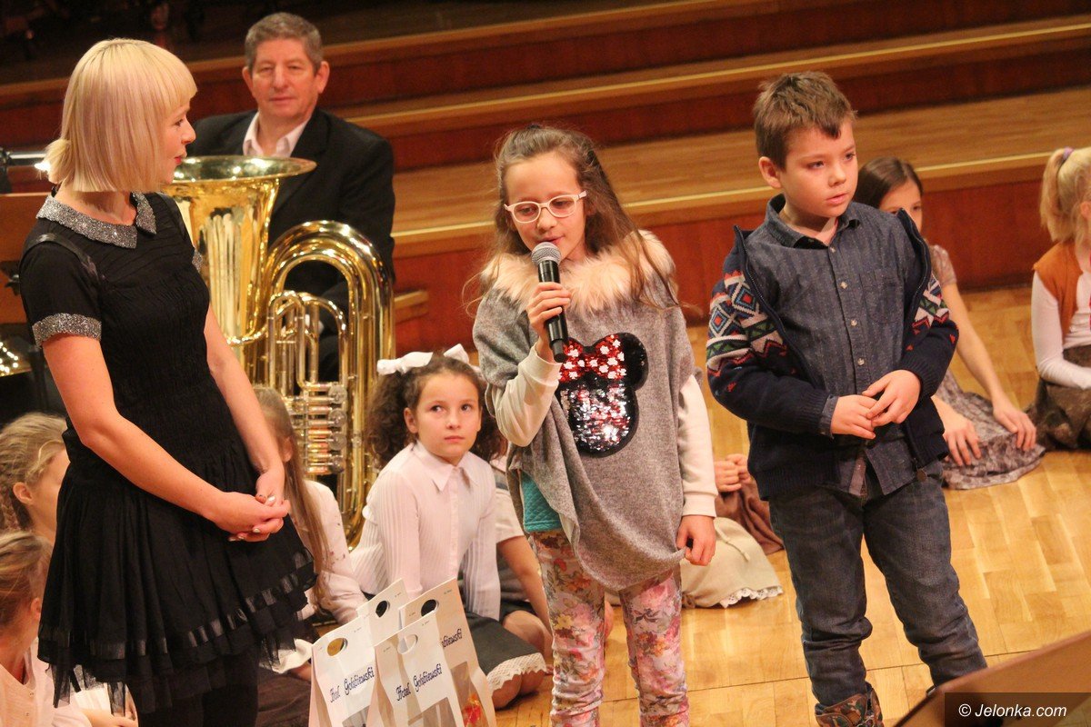 poranek-w-filharmonii-ze-sw-mikoajem-foto-72358