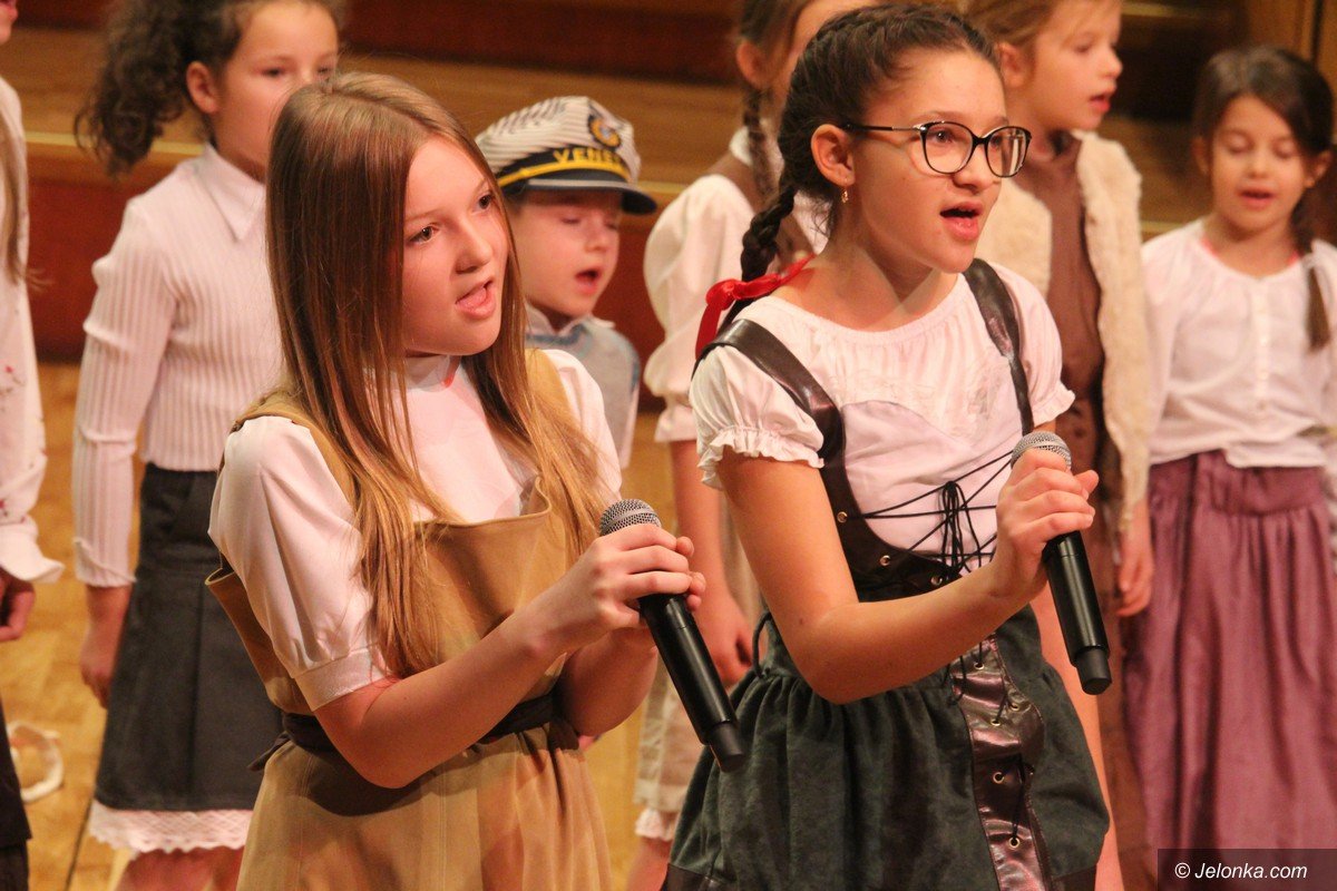 poranek-w-filharmonii-ze-sw-mikoajem-foto-72358