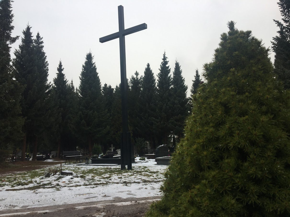 wroci-krzyz-na-nowy-cmentarz-przy-sudeckiej-foto-72369