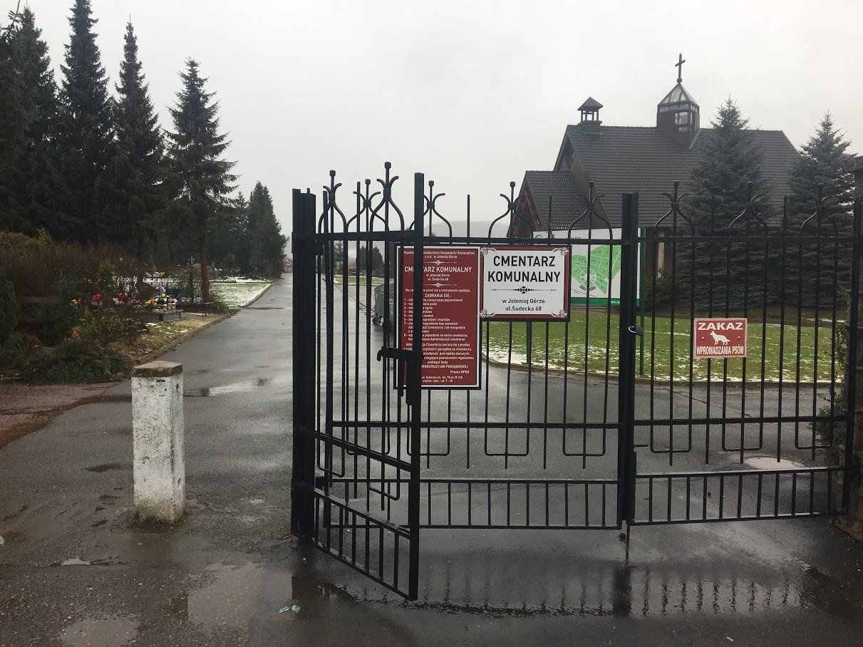 wroci-krzyz-na-nowy-cmentarz-przy-sudeckiej-foto-72369