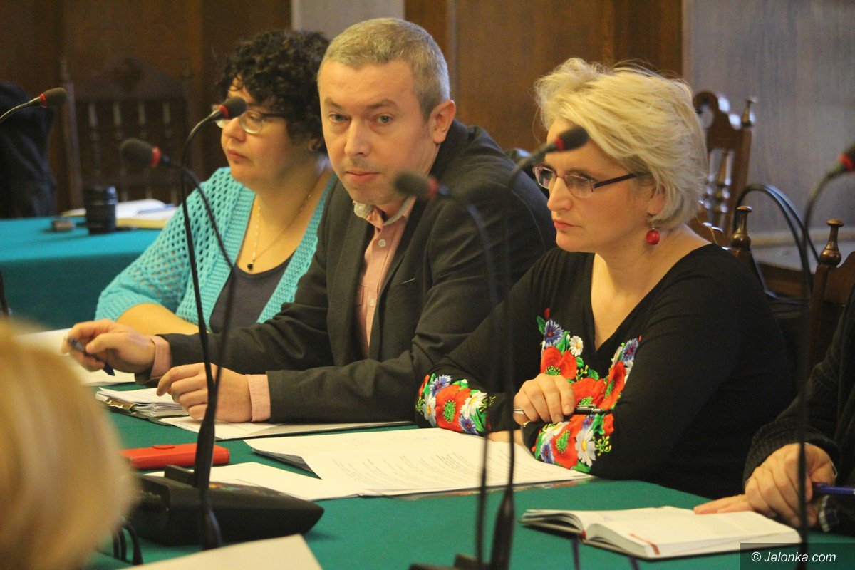 dziura-finansowa-w-oswiacie-coraz-wieksza-foto-72388