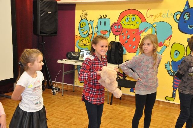 miedzypokoleniowe-tance-w-kregu-foto-72392
