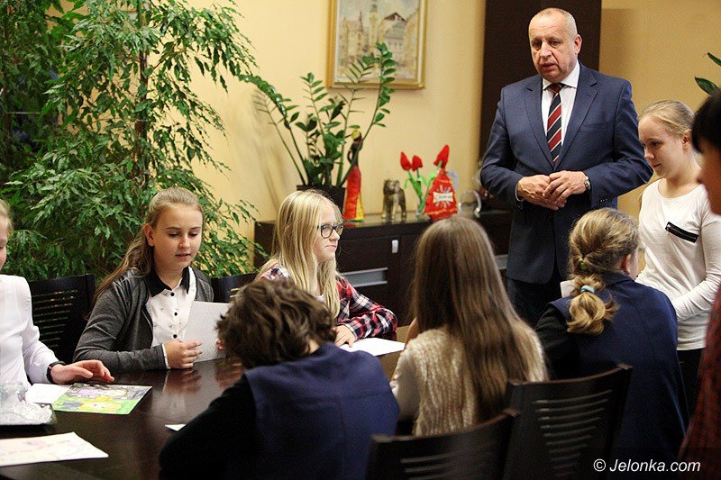 nie-pij-apeluja-w-swoich-pracach-dzieci-foto-72399