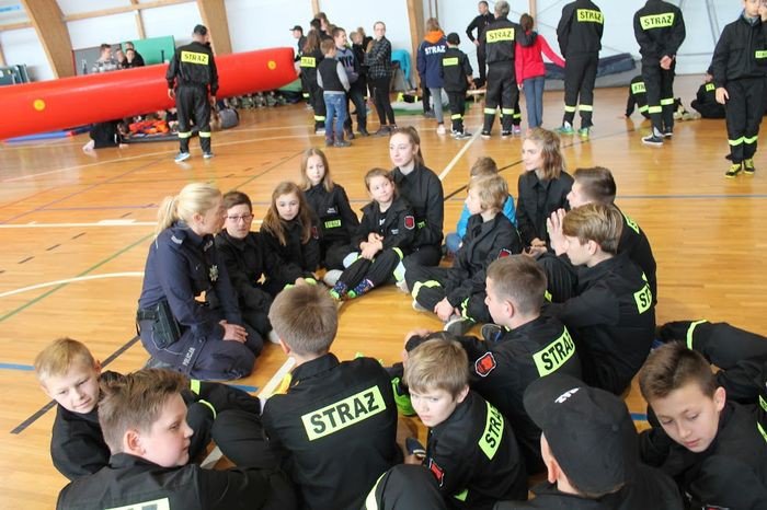 strazackie-mikoajki-w-jezowie-sudeckim-foto-72423