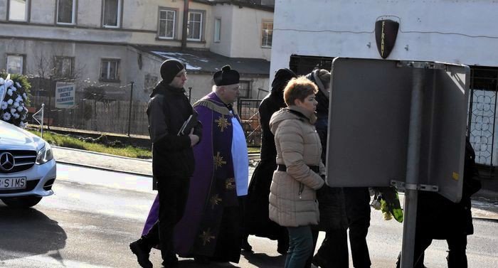 ostatnie-pozegnanie-tragicznie-zmarych-dzieci-foto-72447