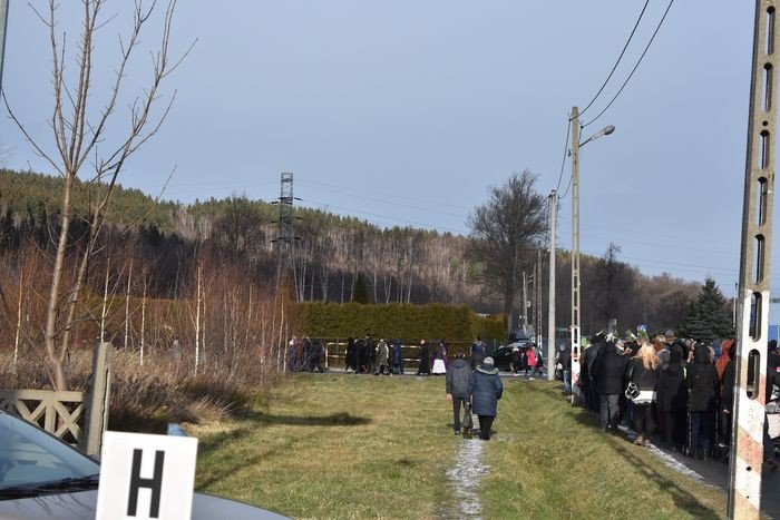 ostatnie-pozegnanie-tragicznie-zmarych-dzieci-foto-72447