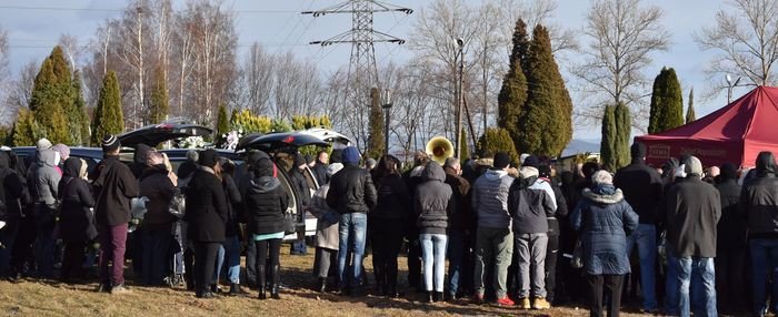 ostatnie-pozegnanie-tragicznie-zmarych-dzieci-foto-72447