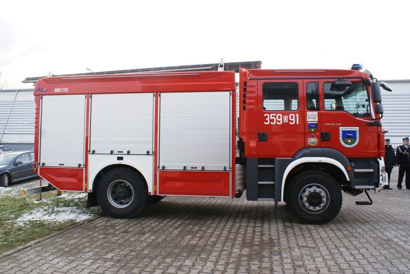 nowy-woz-strazacki-w-jezowie-sudeckim-foto-72454