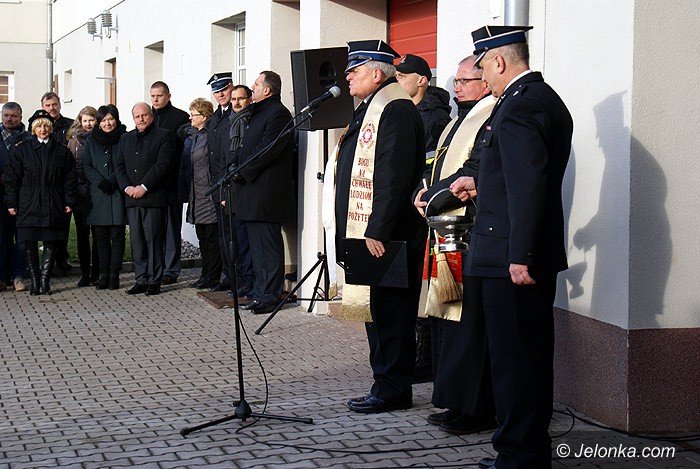 nowy-woz-strazacki-w-jezowie-sudeckim-foto-72454