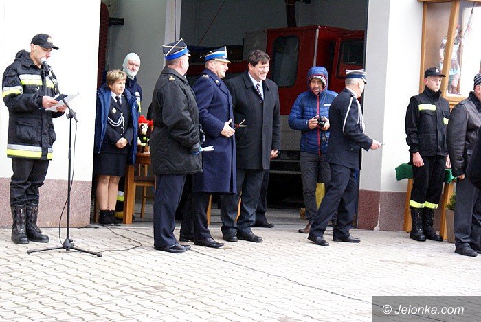 nowy-woz-strazacki-w-jezowie-sudeckim-foto-72454