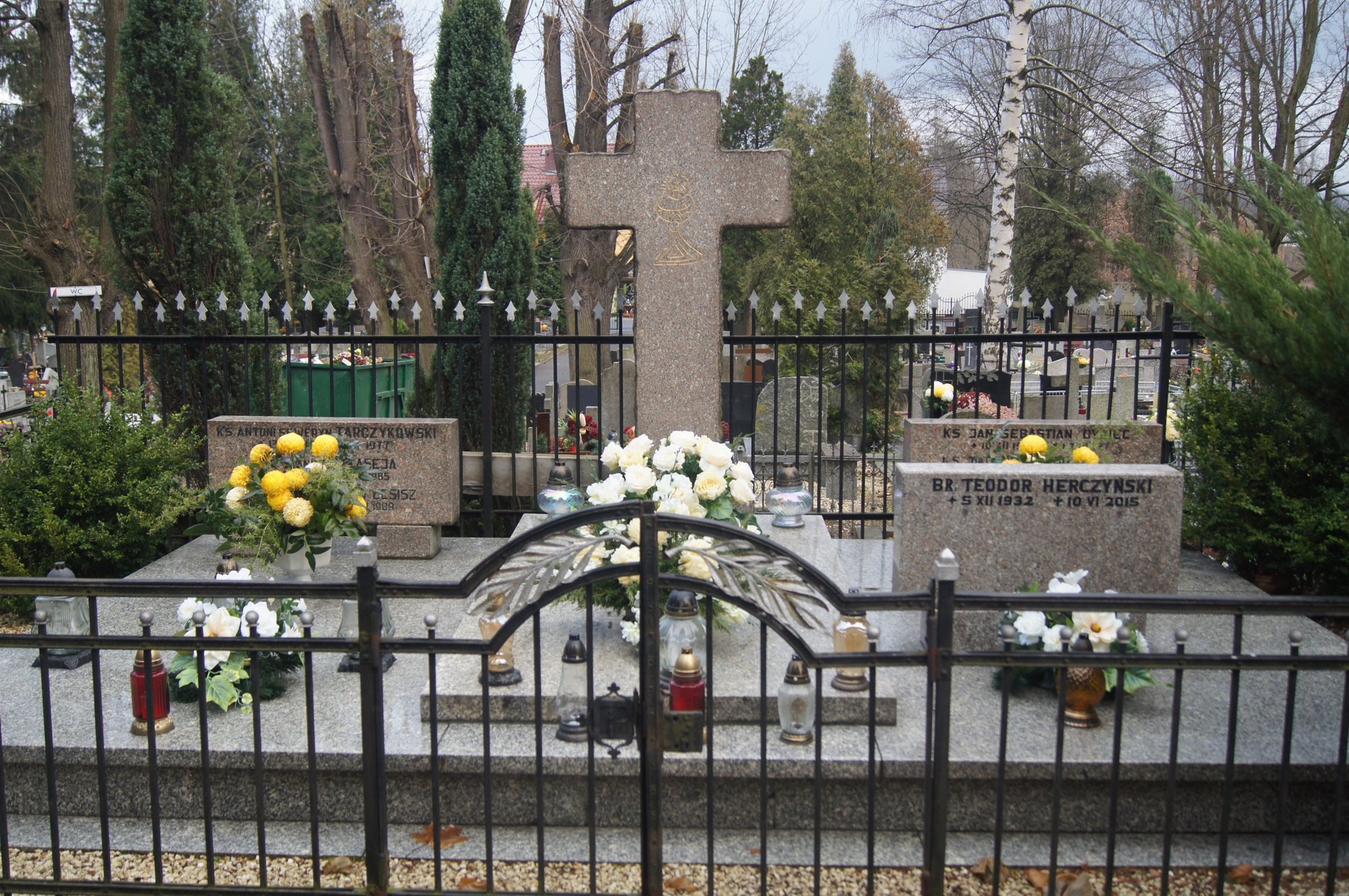 Grobowiec Ojców Pijarów