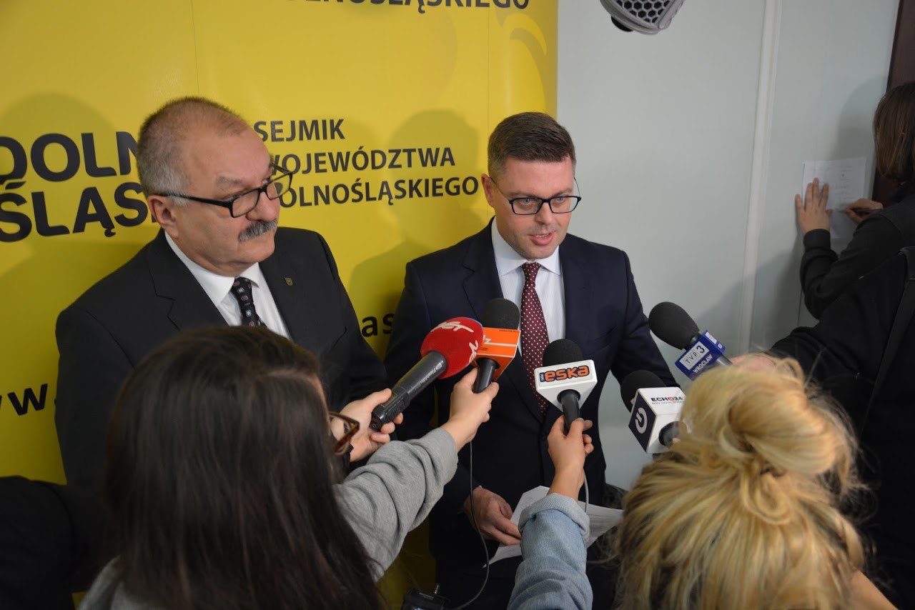 dolny-slask-z-uchwaami-antysmogowymi-foto-72486