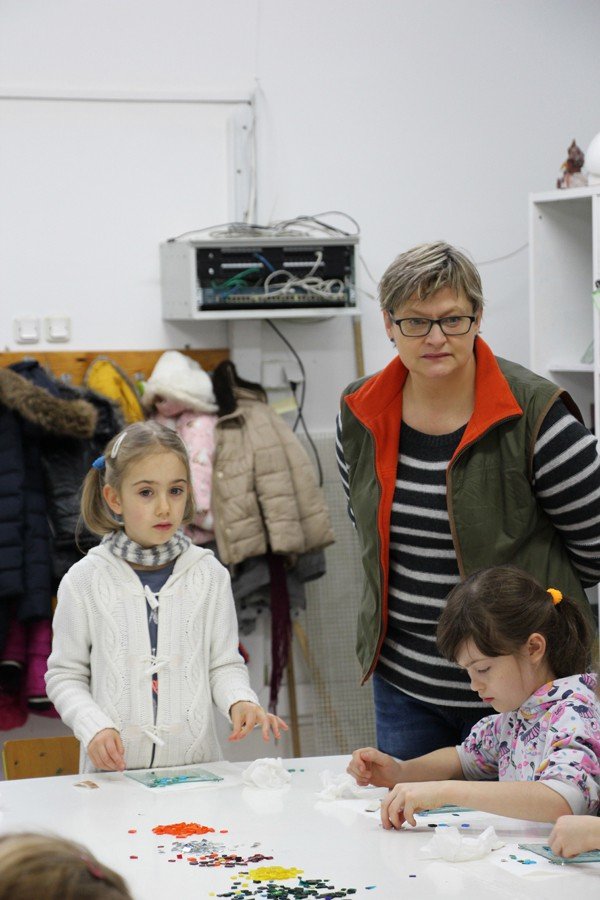 liceum-plastyczne-dzieciom-z-sp-3-foto-72509