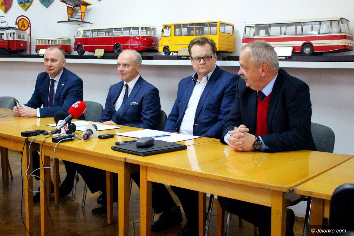 umowa-na-nowe-autobusy-podpisana-foto-72574
