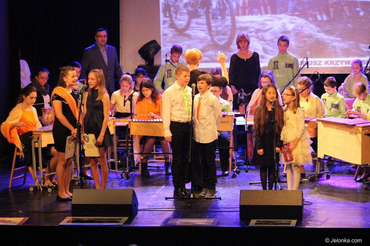 wystepy-artystyczne-i-aukcje-dla-marcelka-foto-72577