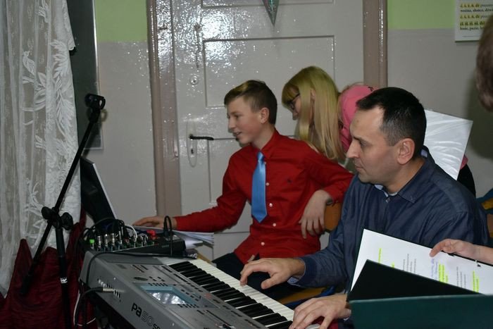 festyn-swiateczny-ze-zbiorka-krwi-foto-72586