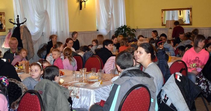 swiateczne-spotkanie-rodzin-foto-72587
