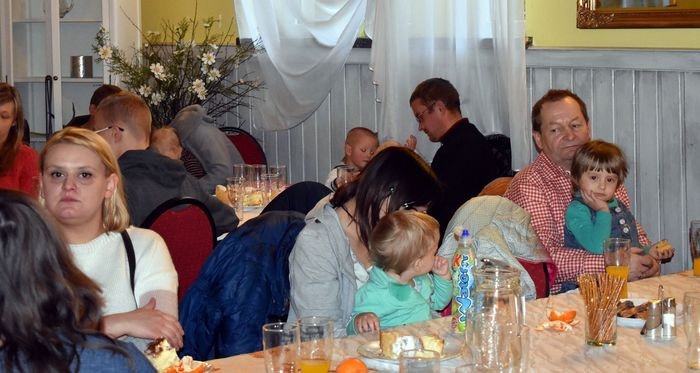 swiateczne-spotkanie-rodzin-foto-72587
