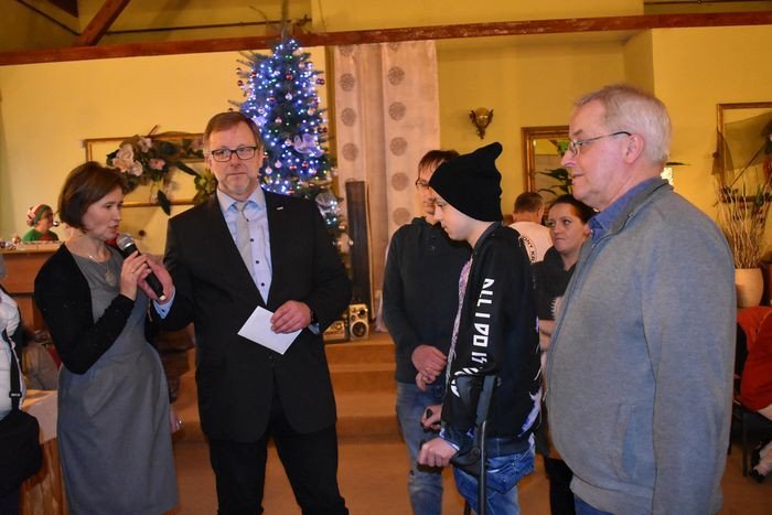 swiateczne-spotkanie-rodzin-foto-72587