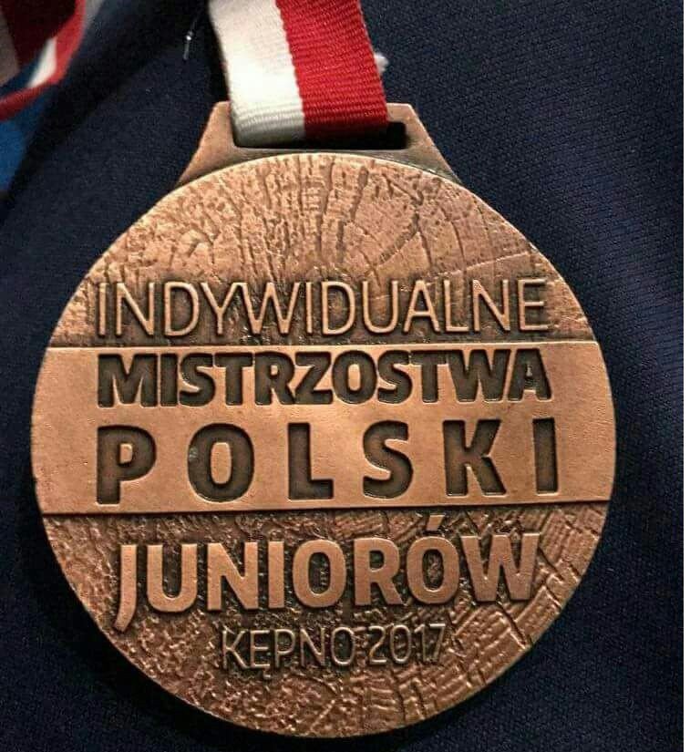 piec-medali-jeleniogorskich-badmintonistow-foto-72619