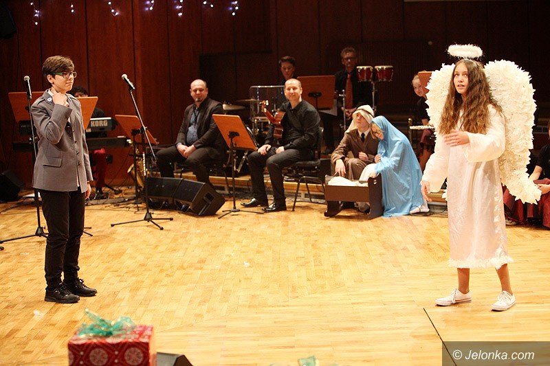 swiateczna-magia-na-koncercie-koled-foto-72656