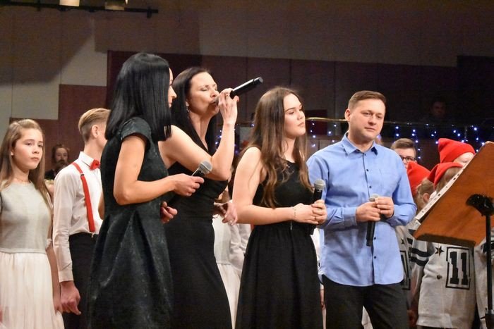swiateczna-magia-na-koncercie-koled-foto-72656