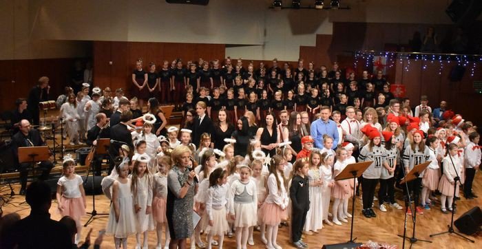 swiateczna-magia-na-koncercie-koled-foto-72656