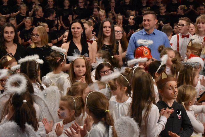swiateczna-magia-na-koncercie-koled-foto-72656
