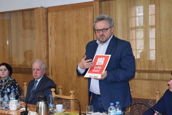 jest-nowy-budzet-powiatu-foto-72657