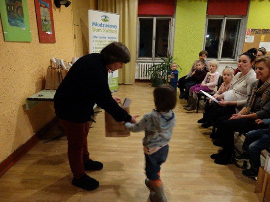 swiat-krasnali-w-jeleniogorskim-mdk-foto-72658