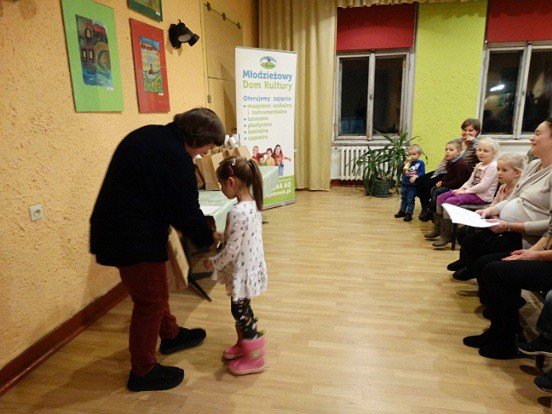 swiat-krasnali-w-jeleniogorskim-mdk-foto-72658