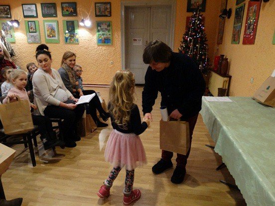 swiat-krasnali-w-jeleniogorskim-mdk-foto-72658