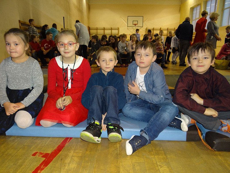 piekne-spotkanie-opatkowe-w-sp-15-foto-72691