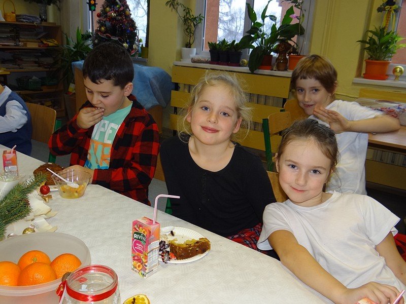 piekne-spotkanie-opatkowe-w-sp-15-foto-72691