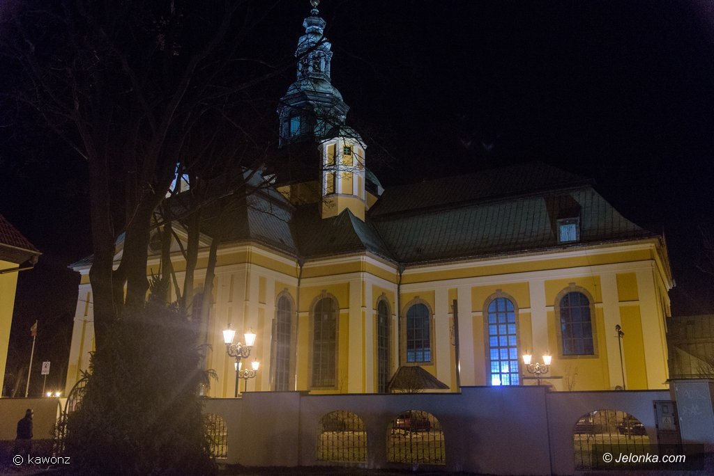 jeleniogorzanie-tumnie-uczestniczyli-w-pasterkach-foto-72710