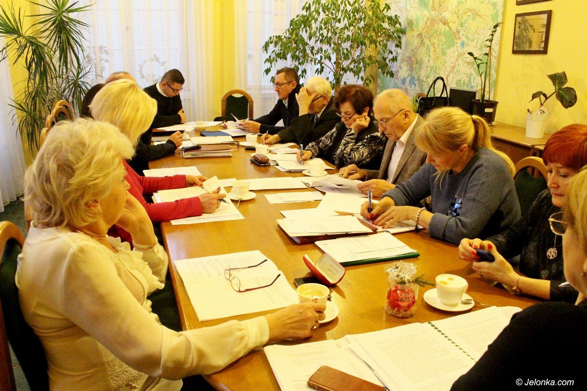 komisja-finansow-podzielona-ws-projektu-budzetu-foto-72729