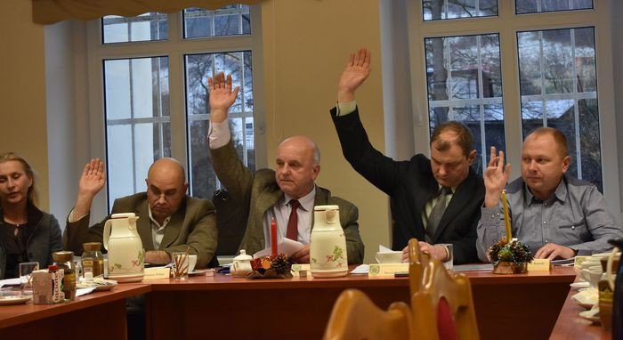 w-piechowicach-budzet-na-bogato-foto-72754