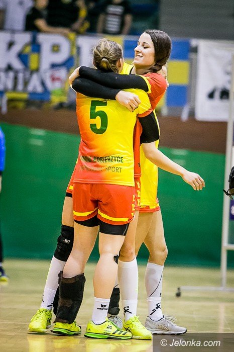 derby-tym-razem-dla-rywalek-foto-72881