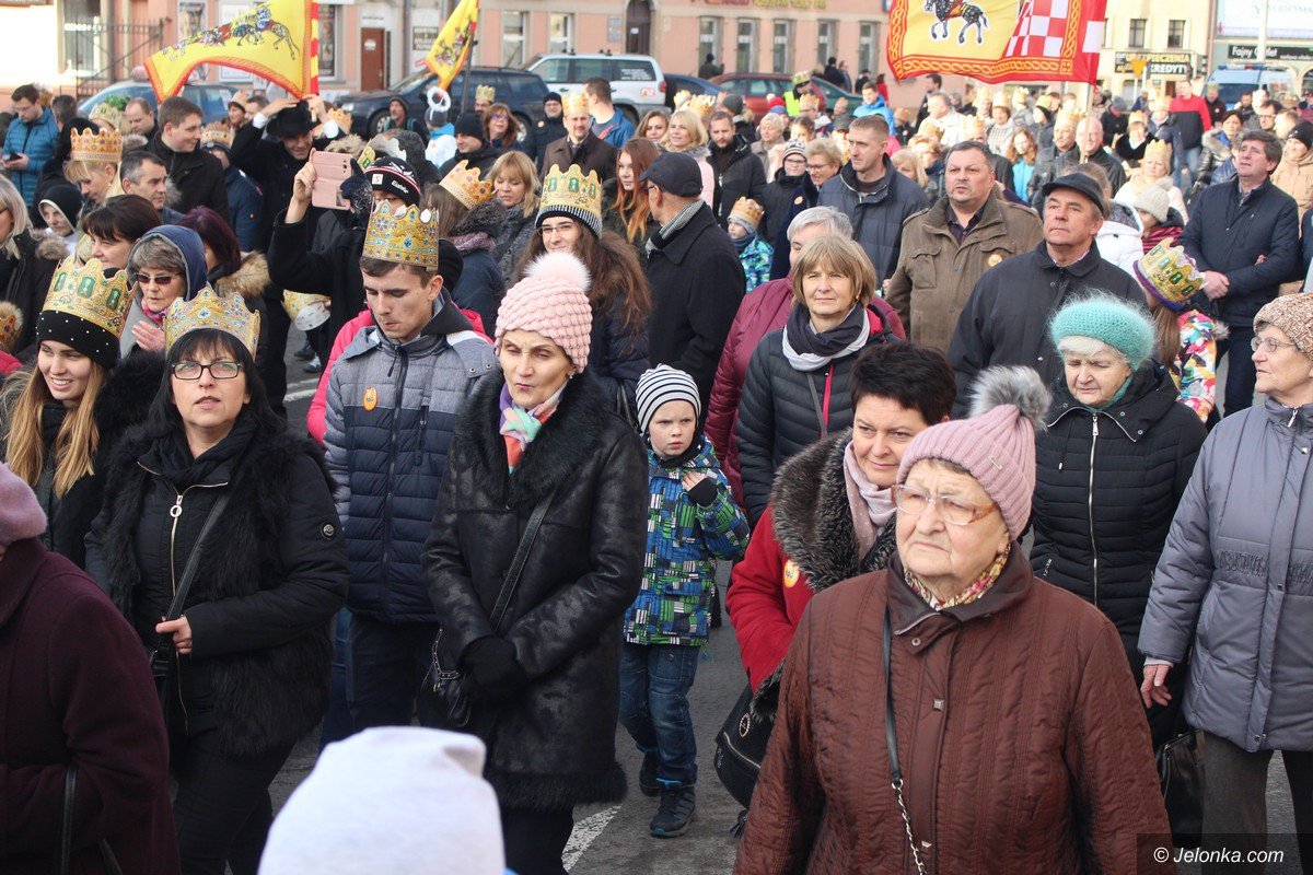 orszak-trzech-kroli-przyciagna-tumy-foto-72882